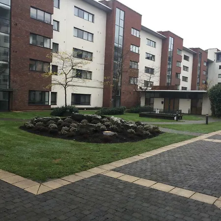 Apartment Era House *